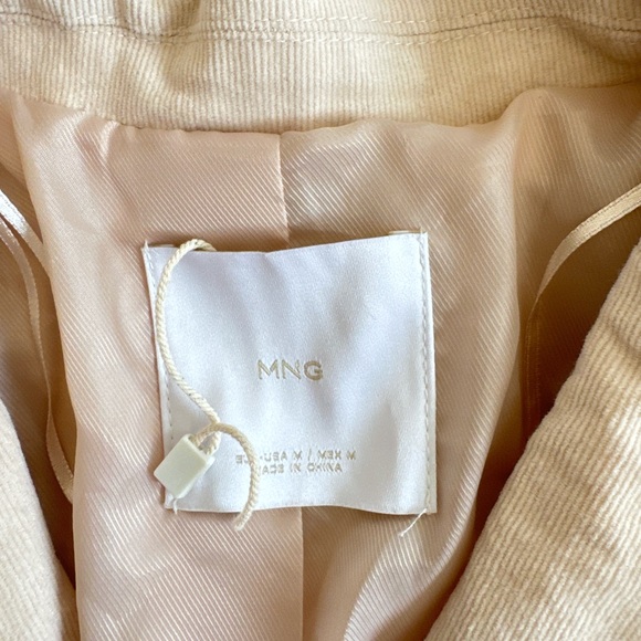 Mango pink blush Blazer with Brown Buttons - Picture 5 of 9